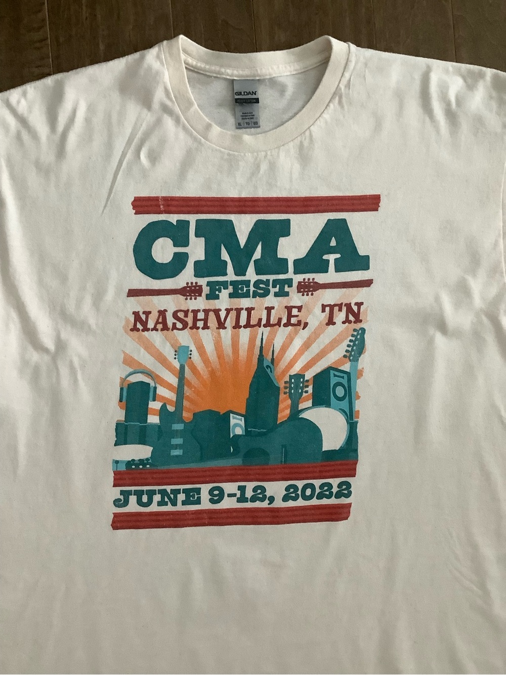 Gildan White CMA Fest Nashville TN Graphic Tee with Teal & Orange Print